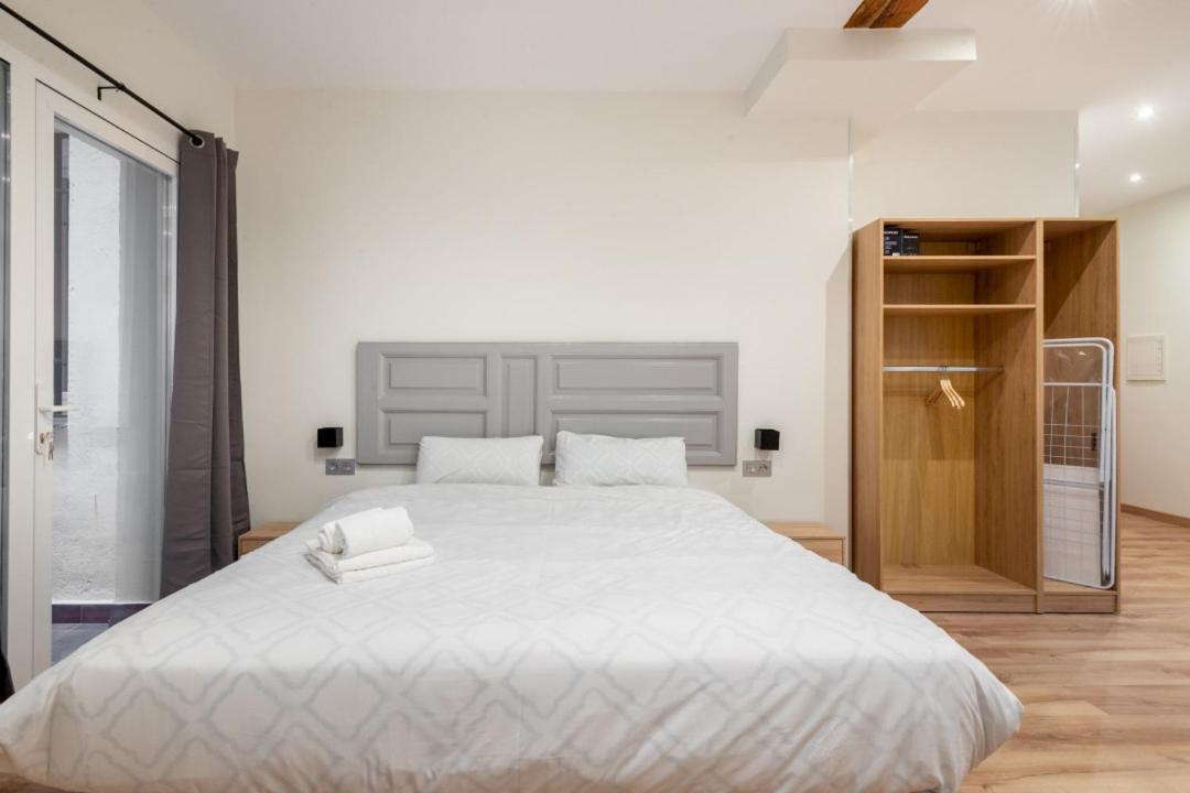 1 Bedroom 1 Bathroom Furnished - Justicia - Cozy - Mintystay Madrid Exterior foto